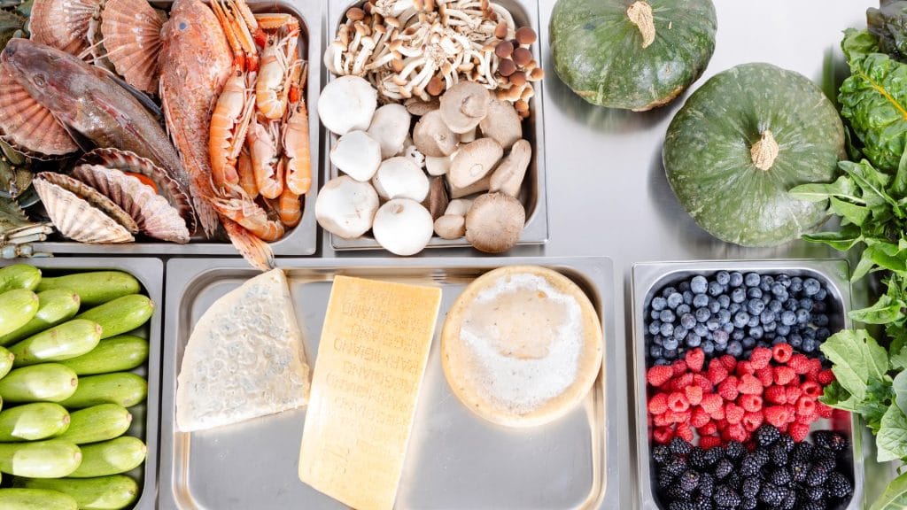 kjølebenker pizzabenk saladette storkjøkkenutstyr mat oppbevaring kjøling