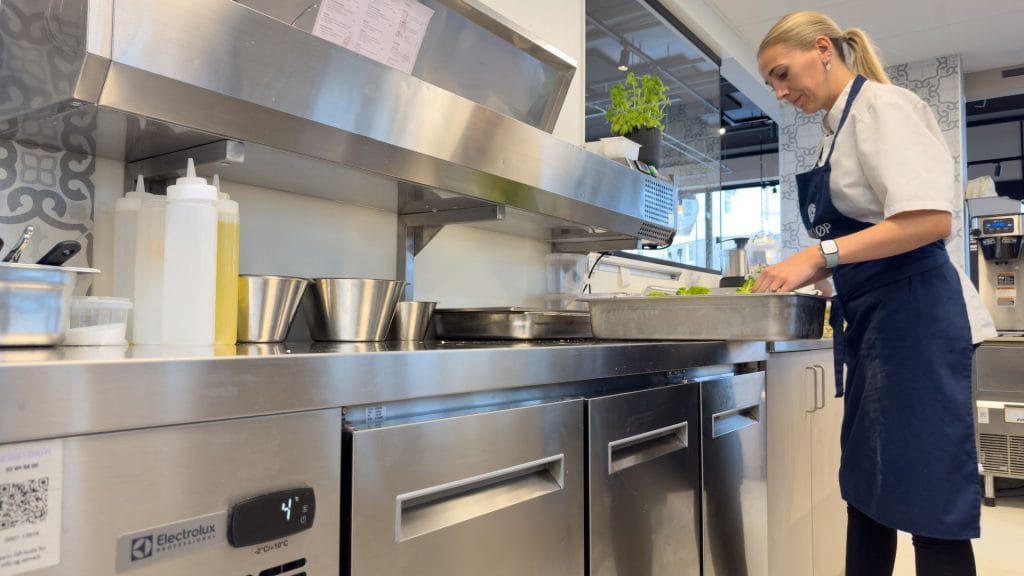 kjølebenk electrolux professional kokk kjølte benker storkjøkkenutstyr