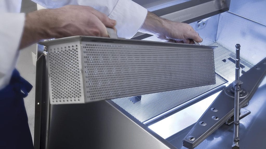 rengjøring vedlikehold storkjøkkenutstyr storkjøkken oppvask hetteoppvask filter